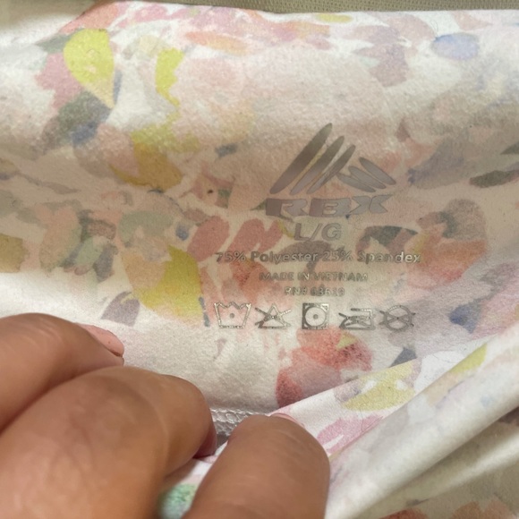 Like new RBX multicolored yoga leggings size L. - Picture 3 of 3